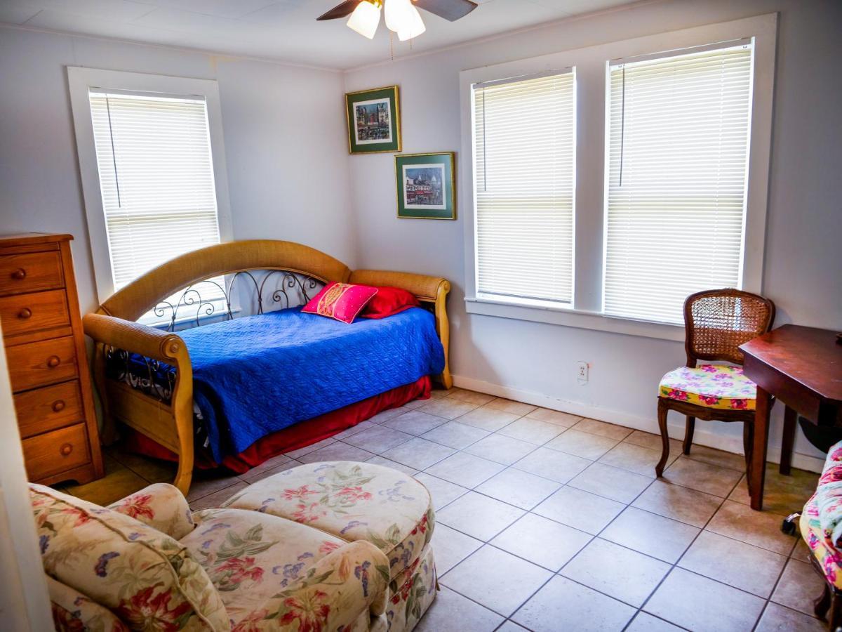 Private Home In Ocala With Fenced Yard, Piano, Central Location, Pets Welcome Zewnętrze zdjęcie